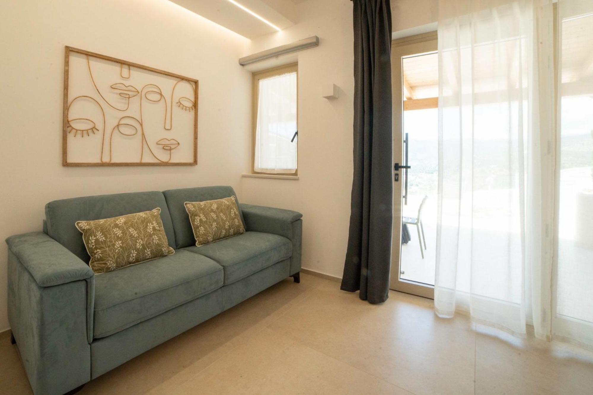 Aura Apartments Маттината Экстерьер фото